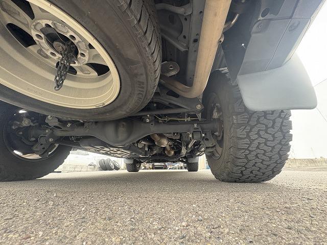 TOYOTA LAND CRUISER PRADO TX L PACKAGE