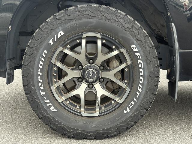 TOYOTA LAND CRUISER PRADO TX L PACKAGE