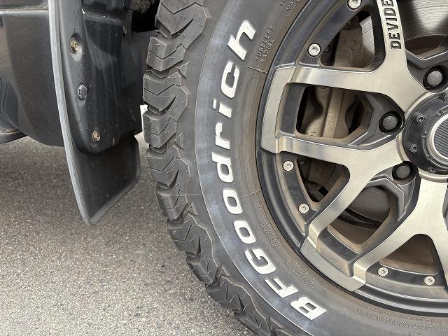 TOYOTA LAND CRUISER PRADO TX L PACKAGE