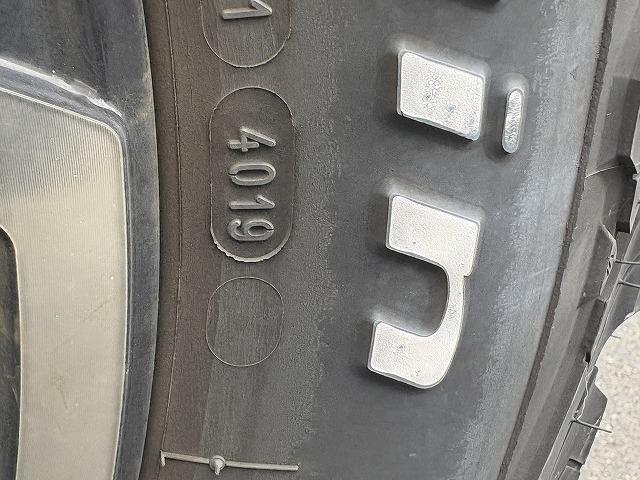 TOYOTA LAND CRUISER PRADO TX L PACKAGE