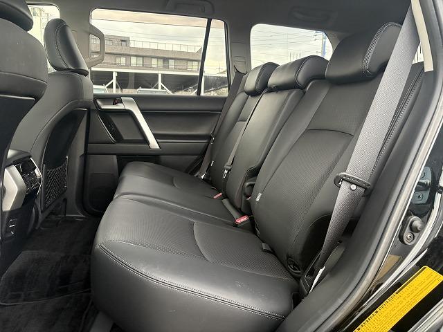 TOYOTA LAND CRUISER PRADO TX L PACKAGE