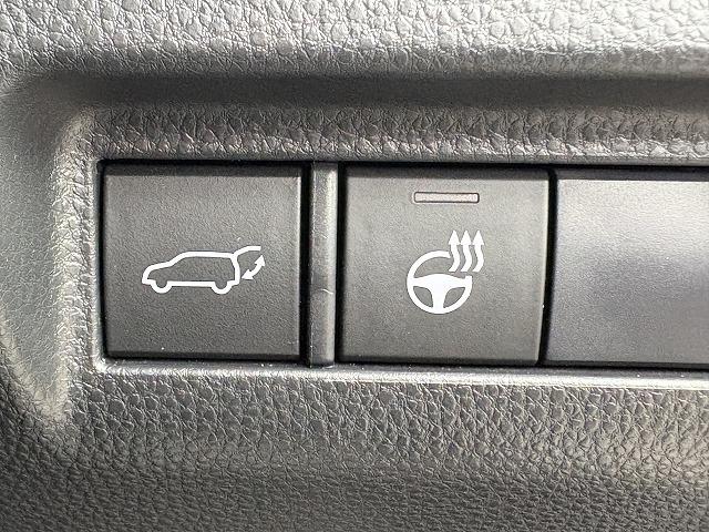 ハリアーハイブリッド Ｚ　レザーパッケージ　禁煙車　モデリスタエアロ　全周囲カメラ　純正１２．３ナビ　ＢＳＭ　ＨＵＤ　黒革　デジタルインナーミラー　ＥＴＣ２．０　ＪＢＬサウンド　パワーバックドア　シートヒーター／クーラー　ステアリングヒーター（49枚目）