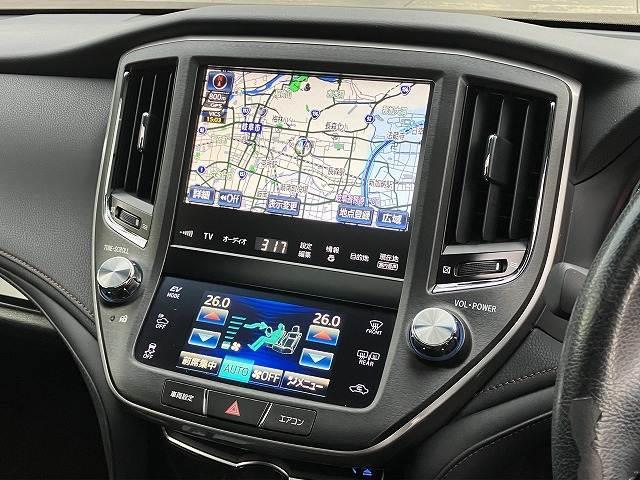 クラウンハイブリッド アスリートＧ　禁煙車　サンルーフ　黒革　メーカーナビ　フルセグＴＶ　ＬＥＤヘッド　バックカメラ　シートメモリー　プッシュスタート　追従クルーズコントロール　パワーシート　純正１８インチＡＷ　ＥＴＣ　オートライト（3枚目）