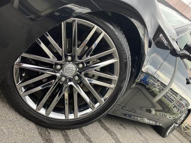 クラウンハイブリッド アスリートＧ　禁煙車　サンルーフ　黒革　メーカーナビ　フルセグＴＶ　ＬＥＤヘッド　バックカメラ　シートメモリー　プッシュスタート　追従クルーズコントロール　パワーシート　純正１８インチＡＷ　ＥＴＣ　オートライト（19枚目）