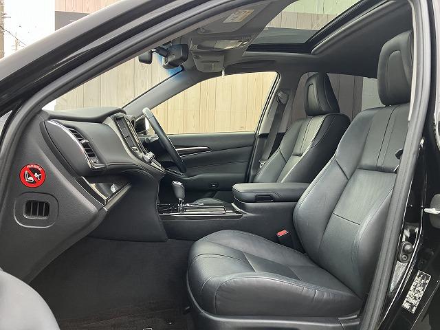 クラウンハイブリッド アスリートＧ　禁煙車　サンルーフ　黒革　メーカーナビ　フルセグＴＶ　ＬＥＤヘッド　バックカメラ　シートメモリー　プッシュスタート　追従クルーズコントロール　パワーシート　純正１８インチＡＷ　ＥＴＣ　オートライト（46枚目）