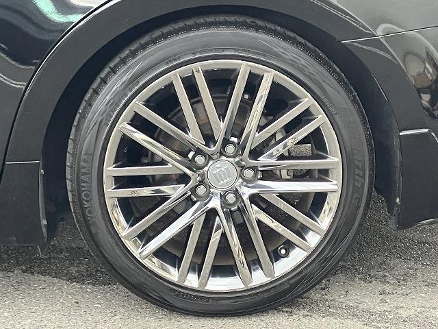 クラウンハイブリッド アスリートＧ　禁煙車　サンルーフ　黒革　メーカーナビ　フルセグＴＶ　ＬＥＤヘッド　バックカメラ　シートメモリー　プッシュスタート　追従クルーズコントロール　パワーシート　純正１８インチＡＷ　ＥＴＣ　オートライト（51枚目）