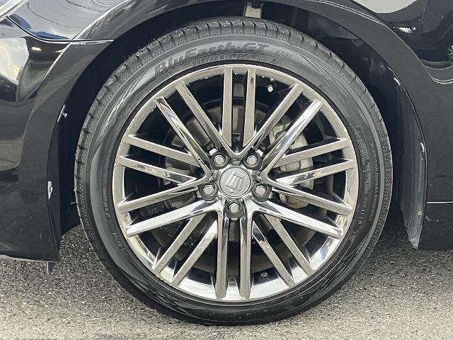 クラウンハイブリッド アスリートＧ　禁煙車　サンルーフ　黒革　メーカーナビ　フルセグＴＶ　ＬＥＤヘッド　バックカメラ　シートメモリー　プッシュスタート　追従クルーズコントロール　パワーシート　純正１８インチＡＷ　ＥＴＣ　オートライト（52枚目）