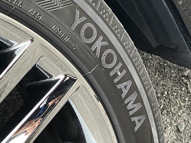 クラウンハイブリッド アスリートＧ　禁煙車　サンルーフ　黒革　メーカーナビ　フルセグＴＶ　ＬＥＤヘッド　バックカメラ　シートメモリー　プッシュスタート　追従クルーズコントロール　パワーシート　純正１８インチＡＷ　ＥＴＣ　オートライト（54枚目）