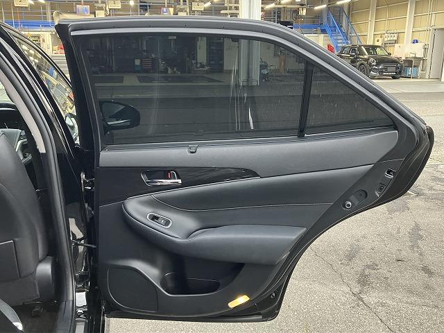 クラウンハイブリッド アスリートＧ　禁煙車　サンルーフ　黒革　メーカーナビ　フルセグＴＶ　ＬＥＤヘッド　バックカメラ　シートメモリー　プッシュスタート　追従クルーズコントロール　パワーシート　純正１８インチＡＷ　ＥＴＣ　オートライト（67枚目）