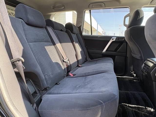 ランドクルーザープラド ＴＸ　禁煙車　サンルーフ　ＥＴＣ　純正ナビ　追従クルーズコントロール　ＬＥＤヘッドライト　ＲＯＡＤＭＡＸ１７インチＡＷ　フルセグＴＶ　ドラレコ　プッシュスタート　オートマチックハイビーム　フォグランプ（12枚目）