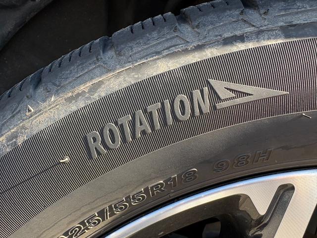 フォレスター ２．０ｉ－Ｓ　アイサイト　禁煙車　ルーフレール　ＥＴＣ　ＢＳＭ　ダイヤトーンサウンド７型ナビ　フルセグＴＶ　ＬＥＤヘッドライト　純正１８インチＡＷ　ハーフレザーシート　シートヒーター　ＸＭＯＤＥ　電動リアゲート　パワーシート（57枚目）