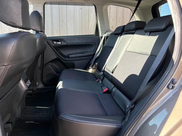 フォレスター ２．０ｉ－Ｓ　アイサイト　禁煙車　ルーフレール　ＥＴＣ　ＢＳＭ　ダイヤトーンサウンド７型ナビ　フルセグＴＶ　ＬＥＤヘッドライト　純正１８インチＡＷ　ハーフレザーシート　シートヒーター　ＸＭＯＤＥ　電動リアゲート　パワーシート（69枚目）