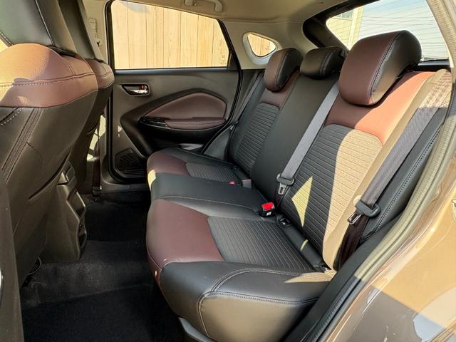 フロンクス ベースグレード 禁煙 純正ナビ 全周囲カメラ BSM HUD LEDヘッドライト 追従クルーズコントロール シートヒーター ワイヤレス充電 プッシュスタート クリアランスソナー SPORTモード 純正16インチAW(54枚目)