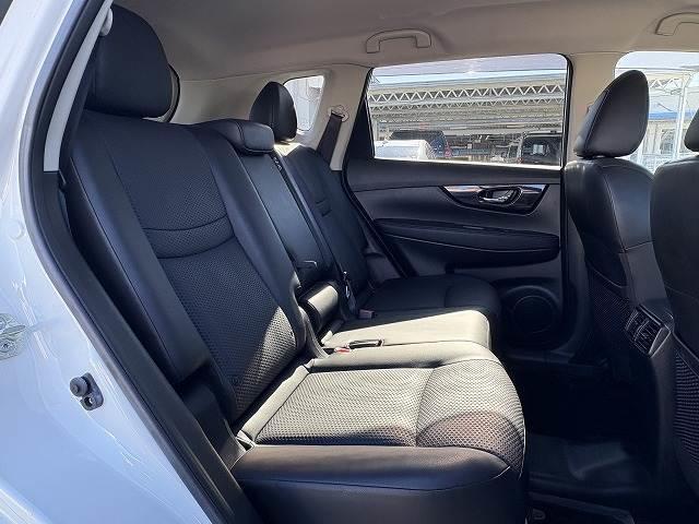 エクストレイル ２０Ｘｉ　Ｖセレクション　禁煙　４ＷＤ　全周囲カメラ　プロパイロット　ＥＴＣ２．０　ルーフレール　純正ナビ　フルセグＴＶ　デジタルインナーミラー　パワーシート　電動リアゲート　シートヒーター　ＬＥＤヘッド　純正１８インチアルミ（12枚目）