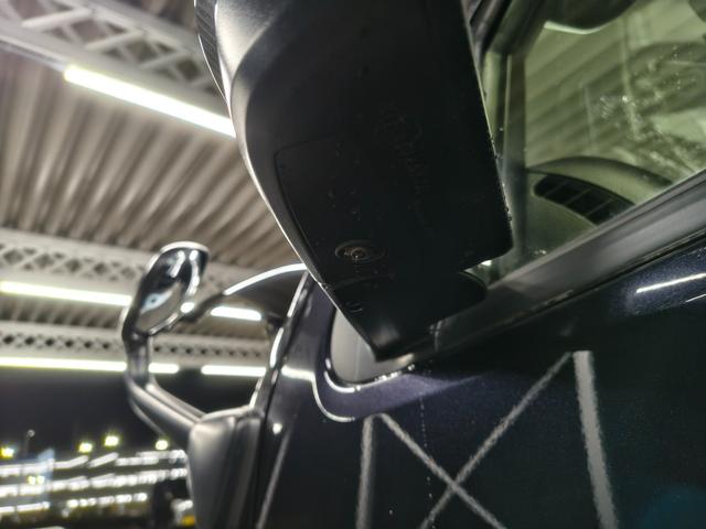 ハイエースバン スーパーＧＬ　ダークプライムＩＩ　純正ナビ／全周囲モニター／衝突軽減ブレーキ／純正１５インチアルミホイール／ヒッチメンバー／ＡＣ１００Ｖ／スマートキー／プッシュスタート／オートエアコン／ドライブレコーダー／フロントフォグランプ／（68枚目）