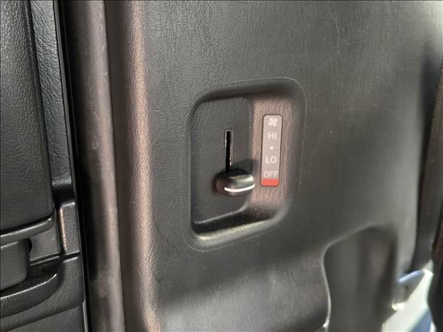 ハイエースバン スーパーＧＬ　ダークプライムＩＩ　禁煙　４ＷＤ　ディーゼル　全周囲カメラ　寒冷地仕様　純正ナビ　ＡＣ１００Ｖ電源　両側スライドドア　衝突軽減ブレーキ　ドラレコ　リアヒーター／クーラー　純正１５インチ鉄チン　ＬＥＤヘッドライト　ＥＴＣ（11枚目）