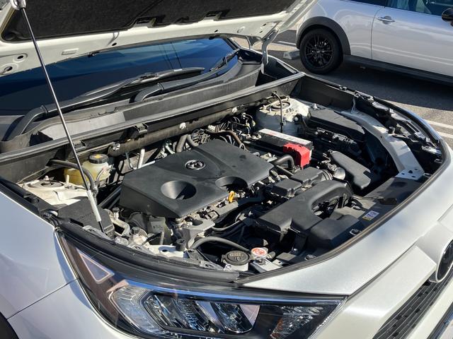 ＲＡＶ４ Ｘ　禁煙　４ＷＤ　ＡＬＰＩＮＥ９型ナビ　フルセグＴＶ　バックカメラ　ＥＴＣ　ＢＳＭ　追従クルーズコントロール　ＣＤ／ＤＶＤ再生　フロントフォグ　ＬＥＤ　オートマチックハイビーム　ドラレコ　１７インチＡＷ（68枚目）
