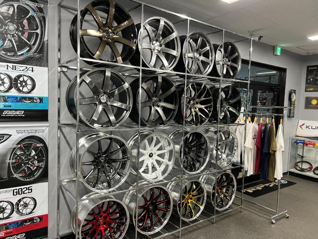 ハイブリッドＧ　Ｚ　新車コンプリートカー　ＫＵＨＬエアロキット　ＶＥＲＺ－ＷＨＥＥＬＳ１８インチＡＷ　ＦＡＬＫＥＮタイヤ　ＢＬＩＴＺ車高調　シートヒーター　１２．３インチディスプレイオーディオ　Ｂｌｕｅｔｏｏｔｈ(50枚目)