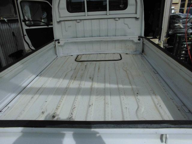 キャリイトラック FC農繁仕様 5速ミッション 4WD エアコン パワステ ショートホイールベース 車検令和8年8月まで 7インチポータブルナビ付(15枚目)