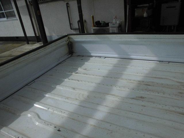 キャリイトラック FC農繁仕様 5速ミッション 4WD エアコン パワステ ショートホイールベース 車検令和8年8月まで 7インチポータブルナビ付(18枚目)