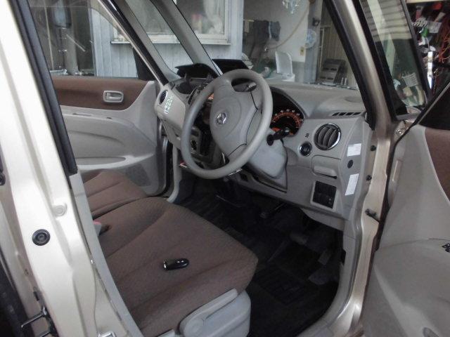 ルークス Ｅ　車検残長いです（13枚目）