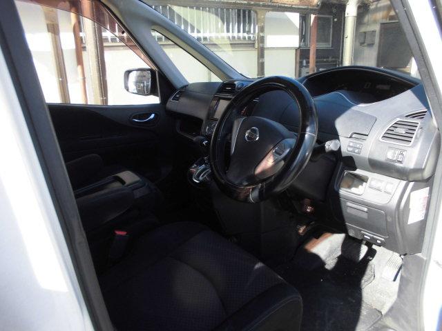 セレナ ハイウェイスター(7枚目)