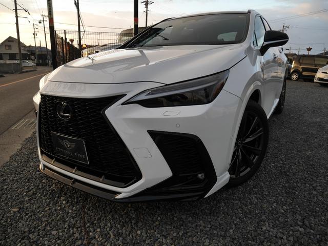 ＮＸ ＮＸ３５０ｈ　Ｆスポーツ　マークレビンソン　パノラマサンルーフ　ＴＲＤフルエアロ　ＡＷＤ　三眼ＬＥＤヘッドランプ　オレンジキャリパー　デジタルインナーミラー　レクサスチームメイト　ドラレコ前後　寒冷地仕様（5枚目）