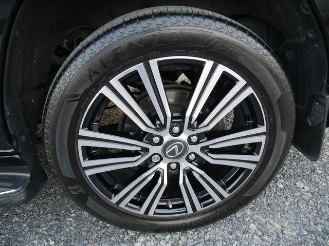 LX LX600 モデリスタエアロ オプション22インチアルミ マークレビンソン ホワイトレザー サンルーフ 寒冷地仕様 クールボックス デジタルインナーミラー 置くだけ充電 3眼LEDヘッド ドラレコ 7人乗り(15枚目)