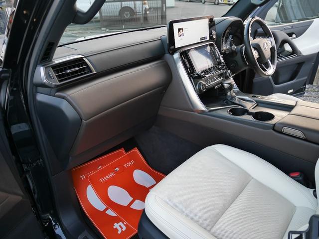 LX LX600 モデリスタエアロ オプション22インチアルミ マークレビンソン ホワイトレザー サンルーフ 寒冷地仕様 クールボックス デジタルインナーミラー 置くだけ充電 3眼LEDヘッド ドラレコ 7人乗り(26枚目)