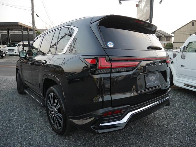 LX LX600 モデリスタエアロ オプション22インチアルミ マークレビンソン ホワイトレザー サンルーフ 寒冷地仕様 クールボックス デジタルインナーミラー 置くだけ充電 3眼LEDヘッド ドラレコ 7人乗り(40枚目)