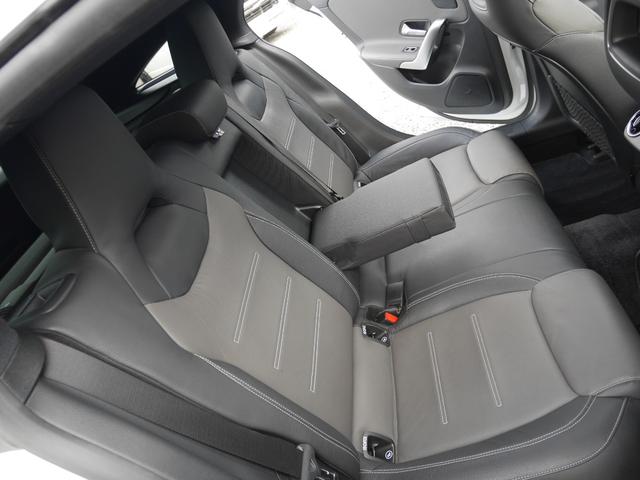 ＣＬＡクラス シューティングブレーク ＣＬＡ２００ｄシュティングブレＡＭＧレザエクスクルＰ　レザーエクスクルーシブパッケージ　パノラマサンルーフ　エクスクルーシブフルレザーシート　アドバンスドパッケージ　カラーインテリアアンビエントライト　電動リアゲート　アップルカープレイナビ（35枚目）
