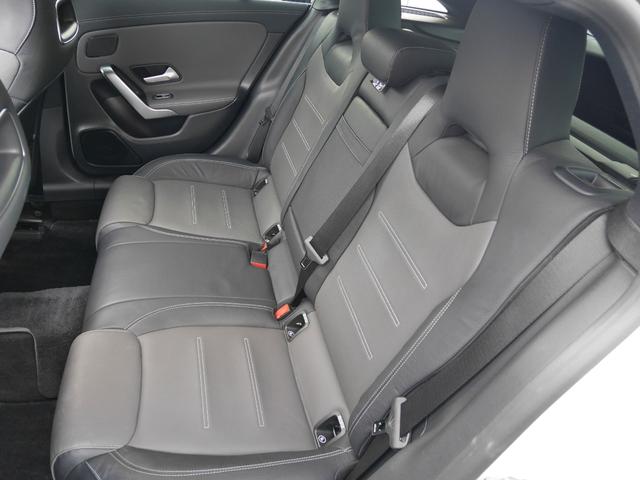 ＣＬＡクラス シューティングブレーク ＣＬＡ２００ｄシュティングブレＡＭＧレザエクスクルＰ　レザーエクスクルーシブパッケージ　パノラマサンルーフ　エクスクルーシブフルレザーシート　アドバンスドパッケージ　カラーインテリアアンビエントライト　電動リアゲート　アップルカープレイナビ（37枚目）