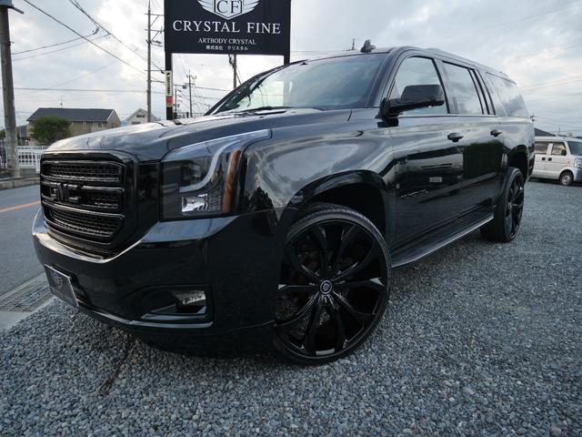 ＧＭＣユーコン ＳＬＴ　２６インチアルミホイール　２０１９年モデル　スマートキー　ブラックレザーシート　パワーリアゲート　ブラックカスタムペイント　セカンドベンチシート　ＢＯＳＥサウンド　オートチェック済（5枚目）