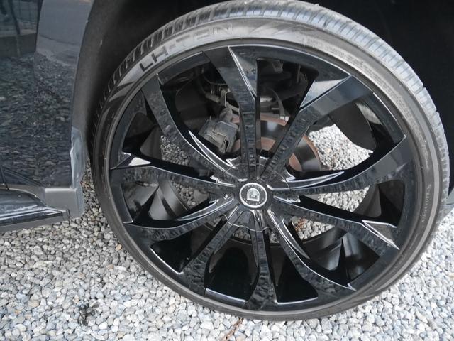 ＧＭＣユーコン ＳＬＴ　２６インチアルミホイール　２０１９年モデル　スマートキー　ブラックレザーシート　パワーリアゲート　ブラックカスタムペイント　セカンドベンチシート　ＢＯＳＥサウンド　オートチェック済（17枚目）