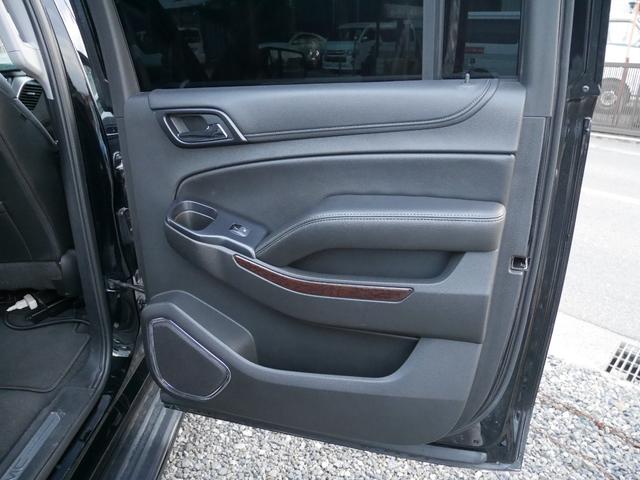 ＧＭＣユーコン ＳＬＴ　２６インチアルミホイール　２０１９年モデル　スマートキー　ブラックレザーシート　パワーリアゲート　ブラックカスタムペイント　セカンドベンチシート　ＢＯＳＥサウンド　オートチェック済（21枚目）