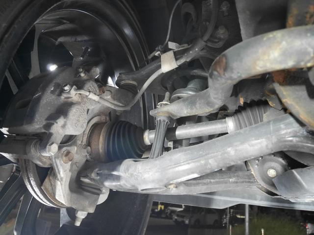 ＧＭＣユーコン ＳＬＴ　２６インチアルミホイール　２０１９年モデル　スマートキー　ブラックレザーシート　パワーリアゲート　ブラックカスタムペイント　セカンドベンチシート　ＢＯＳＥサウンド　オートチェック済（40枚目）