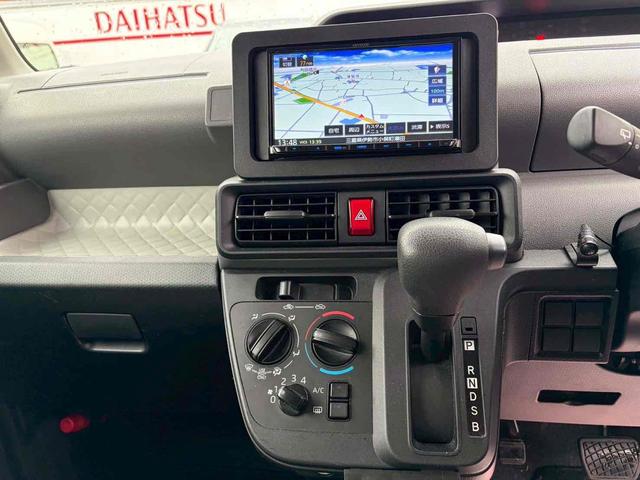 タント Ｌ　車検９年９月まで！！社外ナビ／ドライブレコーダー／ＥＴＣ／両側スライドドア／クリアランスソナー／スマートアシスト／衝突被害軽減システム／キーレスエントリー／アイドリングストップ／（20枚目）