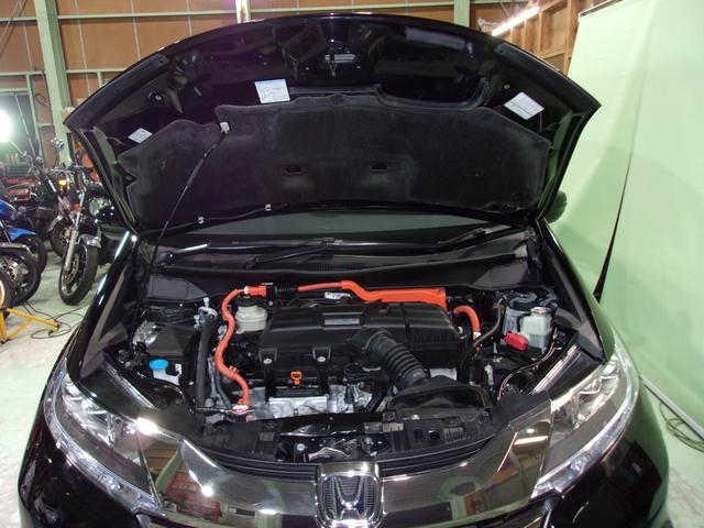 オデッセイハイブリッド ハイブリッドアブソルート・ホンダセンシングＥＸパック　８インチメモリーナビ地デジ／Ｂｌｕｅｔｏｏｔｈ／１０．２インチ後席フリップダウンモニター／両側電動スライドドア／衝突軽減ブレーキ／ＬＥＤヘッドライト／ブラインドスポットモニター／黒半革シート／ＥＴＣ（26枚目）