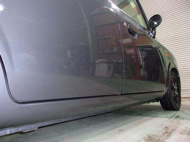 アルトラパン ＳＳ　５速ミッション／メモリーナビ／Ｂｌｕｅｔｏｏｔｈ／ＥＴＣ／車高調／タワーバー／スズキスポーツマフラー／モモステ／キーレス／買取車（18枚目）