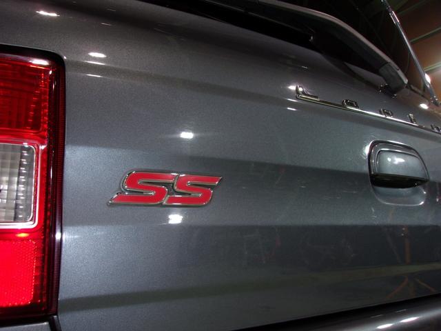 アルトラパン ＳＳ　５速ミッション／メモリーナビ／Ｂｌｕｅｔｏｏｔｈ／ＥＴＣ／車高調／タワーバー／スズキスポーツマフラー／モモステ／キーレス／買取車（23枚目）