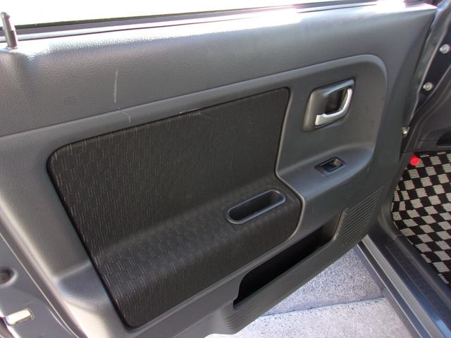 アルトラパン ＳＳ　５速ミッション／メモリーナビ／Ｂｌｕｅｔｏｏｔｈ／ＥＴＣ／車高調／タワーバー／スズキスポーツマフラー／モモステ／キーレス／買取車（42枚目）