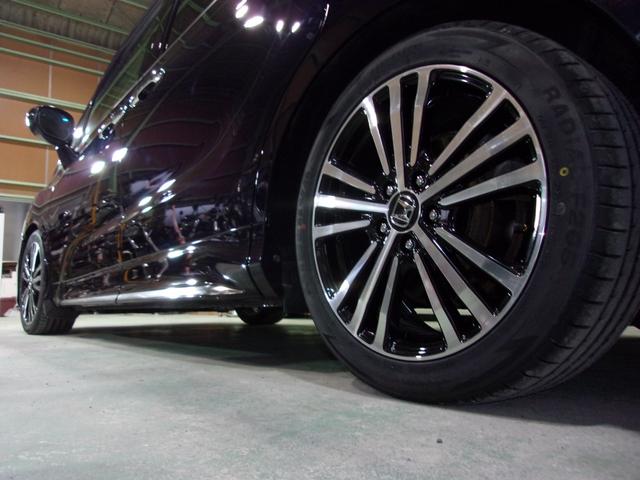 オデッセイ アブソルート・ＥＸ　アルパイン８インチナビ地デジ／Ｂｌｕｅｔｏｏｔｈ／１０．２インチ後席フリップダウンモニター／両側電動スライドドア／衝突軽減ブレーキ／ＥＴＣ／ローダウン／ＬＥＤヘッドライト／アイドリングストップ／禁煙車（25枚目）