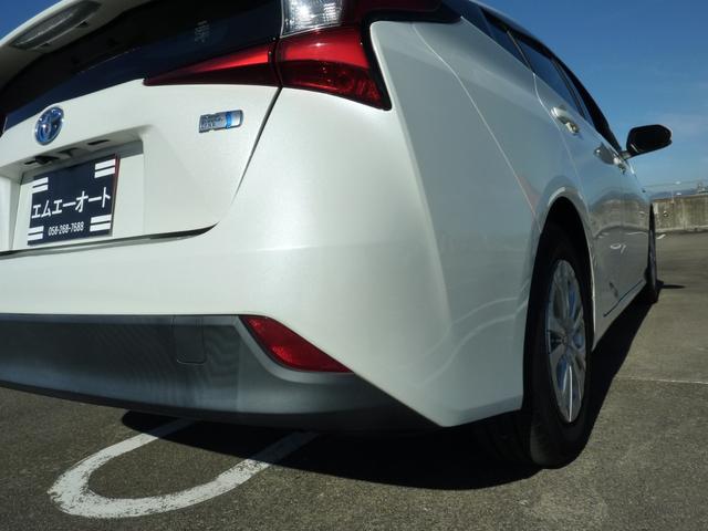 プリウス Ｓ　後期型　純正ナビ　トヨタセーフティセンス　バックカメラ　ＬＥＤヘッドライト　レーダークルーズコントロール　　ＥＴＣ　プッシュスタート　Ｂｌｕｅｔｏｏｔｈ　純正１５インチアルミホイール　オートハイビーム（29枚目）