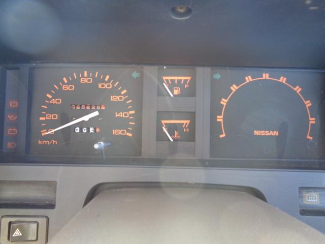 ダットサンピックアップ 　ＮＯＸ、ＰＭ適合　日本全地域登録可能　５Ｍ／Ｔパートタイム４ＷＤ（11枚目）