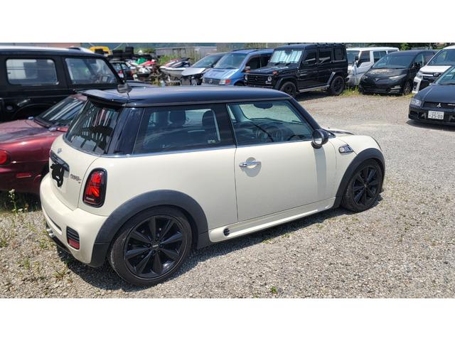 ＭＩＮＩ ＭＩＮＩ