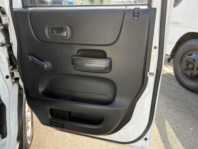 アクティバン SDX AT ETC バックカメラ 両側スライドドア キーレスエントリー エアコン 運転席エアバッグ 助手席エアバッグ 記録簿 CD DVD再生 USB ミュージックプレイヤー接続可(36枚目)