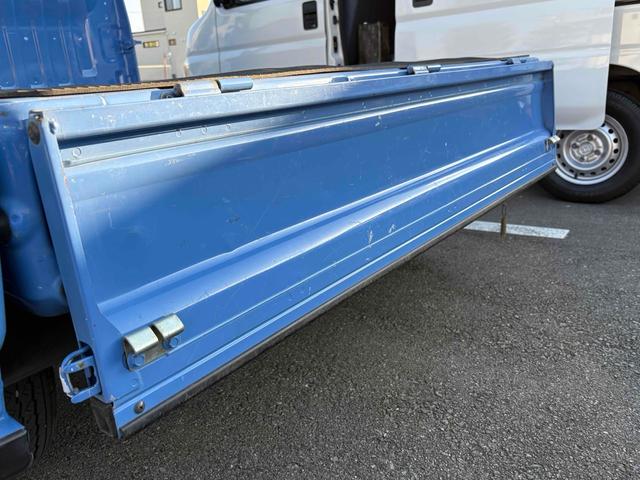 アクティトラック SDX 4WD 三方開 MT キーレスエントリー エアコン パワステ パワーウインドウ(28枚目)