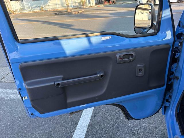 アクティトラック SDX 4WD 三方開 MT キーレスエントリー エアコン パワステ パワーウインドウ(51枚目)