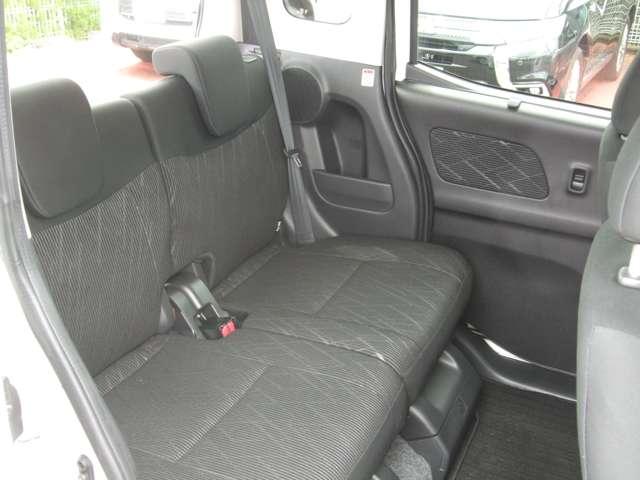ｅＫスペースカスタム カスタムＧ　セーフティパッケージ　禁煙車　三菱認定中古車　保障付き　　アラウンドビューモニタ　衝突軽減ブレーキ　アクセル踏み間違い防止装置　シートヒーター　スマートキー　キーレス（9枚目）