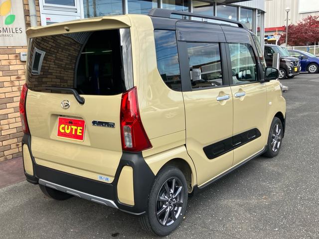 タント ファンクロス パーキングセンサー 衝突軽減システム 両側オートドア シートヒータ フルフラットシート オートLED USB接続 ルーフレール レーンキープアシスト 横滑り防止装置 LEDヘットライト パワーウィンド(5枚目)